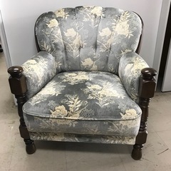 O2304-673 カリモク 1人掛けソファ 花柄 色褪せ有 現...