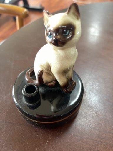猫のペン立て