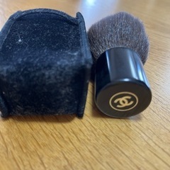 シャネルのチークブラシの画像