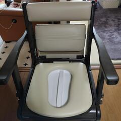 介護用ポータブルトイレの画像