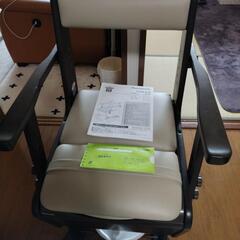 介護用ポータブルトイレの画像