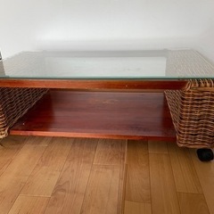 アジアンテーブルの画像