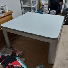 こたつにもなるテーブル