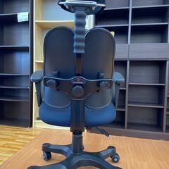 ★ジモティ割あり★ DUOREST オフィスチェア ブルー H109.5～117.8×D67.4×W67.4 クリーニング済み YJ020の画像
