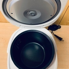 ET1906番⭐️アズマ3.5合炊き炊飯器⭐️の画像