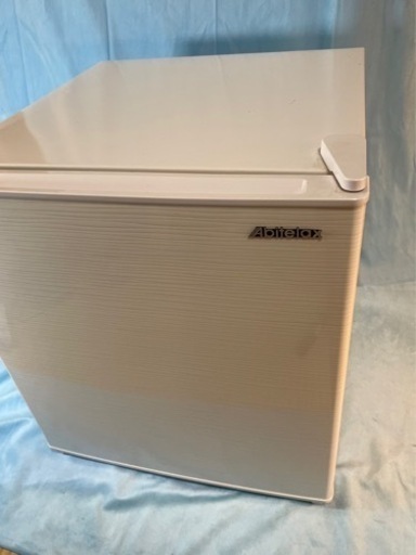 Abitelax  小型　冷蔵庫　一人暮らし　独身