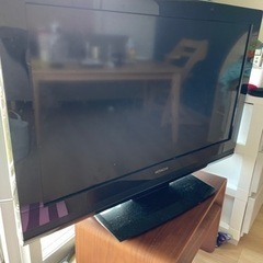 テレビ32型　HITACHI