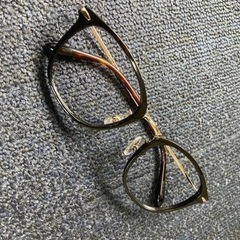 【新品同様】メガネ