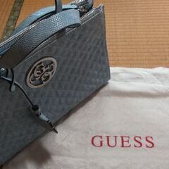 GUESS バッグ　中古の画像