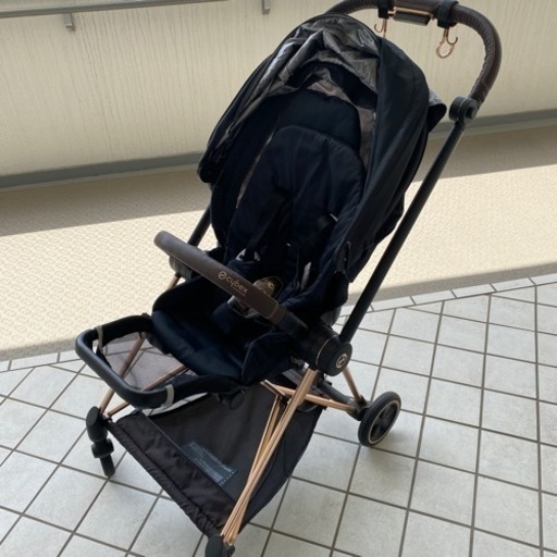 取引中　サイベックス　ベビーカー　ローズゴールド