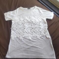 プロフ読んで❗可愛らしいレース付きTシャツ￥3,900の品