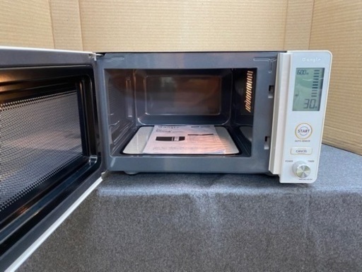I724 ? 2020年製の美品♪ e angle 電子レンジ 600Ｗ ⭐ 動作確認済 ⭐ クリーニング済