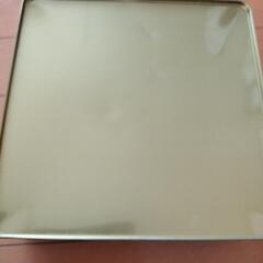 はらぺこあおむし　空き缶の画像
