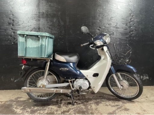★お支払い総額7.0万円★ 買取強化中！どんな車両も1万円～保証します！ ホンダ スーパーカブ50 AA04 低走行！1万キロ代！ フロントカゴ！リアボックス付き！通勤通学に！配達にも♪