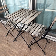 ベランダテーブル&チェアセットの画像