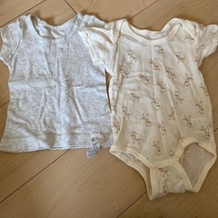 70サイズ肌着セットの画像