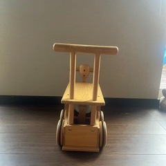 木製　汽車の手押しの画像
