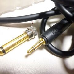 （管理-B-３)ダイナミックボーカルマイクロホンaudio-technica AT-X3美品の画像