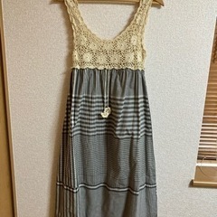 ワンピース（ライトオン）、上部ニット