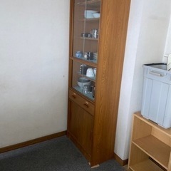 食器棚　無料