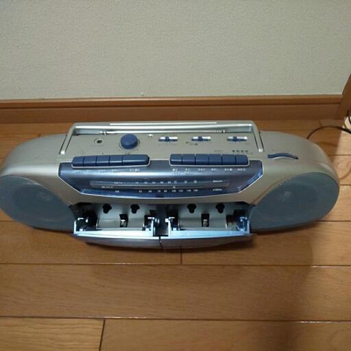 ラジカセ