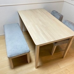 LOWYA ダイニングテーブル