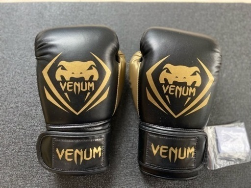 venum ボクシンググローブ10oz