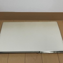 富士通  LIFEBOOK  CH55/J  FMVC55JW  エレガントホワイト