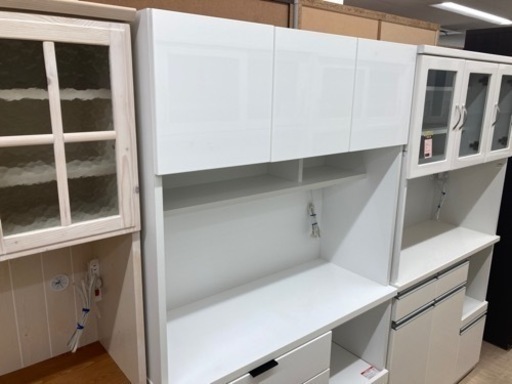 【トレファク名古屋徳重】NITORIの3枚扉レンジボード（ﾎﾜｲﾄ）のご紹介！