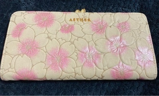 定価30800円イタリア製桜柄レザー長財布