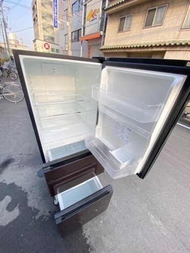 ? 大阪市内配達設置無料 ?オシャレ冷蔵庫２８２L 強化ガラスドア??保証有り
