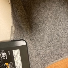 【引取者決定済】【5/6の13〜15時に取りに来て頂ける方限定】ホットカーペットとカバーの画像