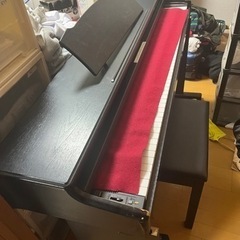 電子ピアノ　黒