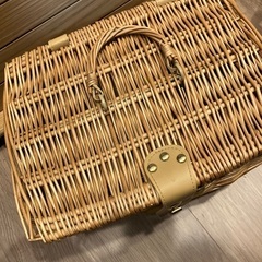 ピクニックバスケット　カトラリーつき