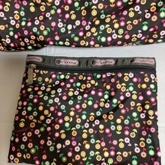 未使用品　レスポートサックボストンバック　＆ポーチ　茶色系の柄物の画像