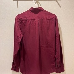 【UNIQLO】長袖シャツ　ワインレッド　Mサイズの画像