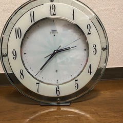 Seiko Emblem 電波時計　(掛け時計)
