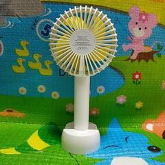 ミニ扇風機 ハンディ扇風機 スタンド付き卓上扇風機の画像