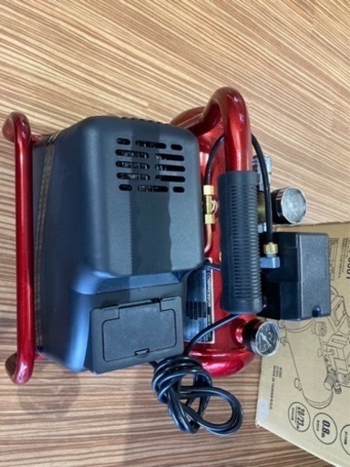 エアーコンプレッサー.