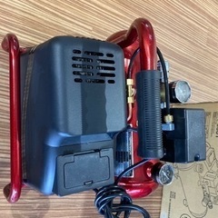 エアーコンプレッサー.
