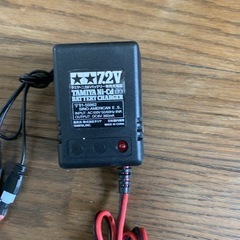ラジコン？ドローン？充電器の画像