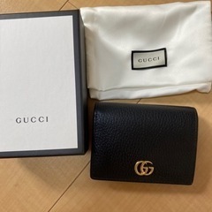 グッチ財布です