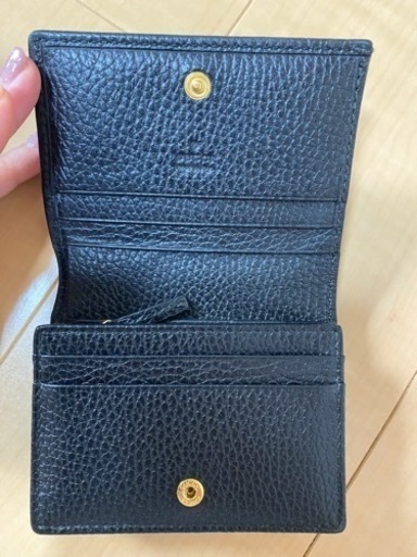 グッチ財布です