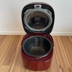 炊飯器　TOSHIBA  5.5合炊の画像