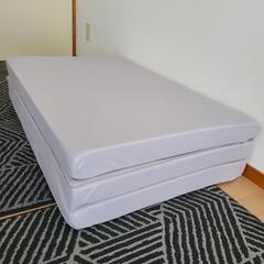 【無料】ニトリの高反発３つ折りマットレス　シングルの画像