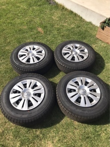 値下げ！新車外し　キャラバン　4月納車　タイヤ　ホイールセット