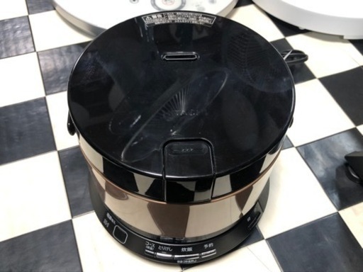 【リサイクルサービス八光】2018年製　日立　IH炊飯器　RZ-TS202M(N)
