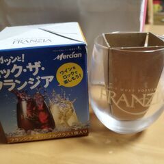 コップ フランジア 7個の画像