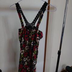 オシャレなワンピースの画像