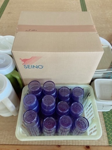食器　コップ類（中古品）